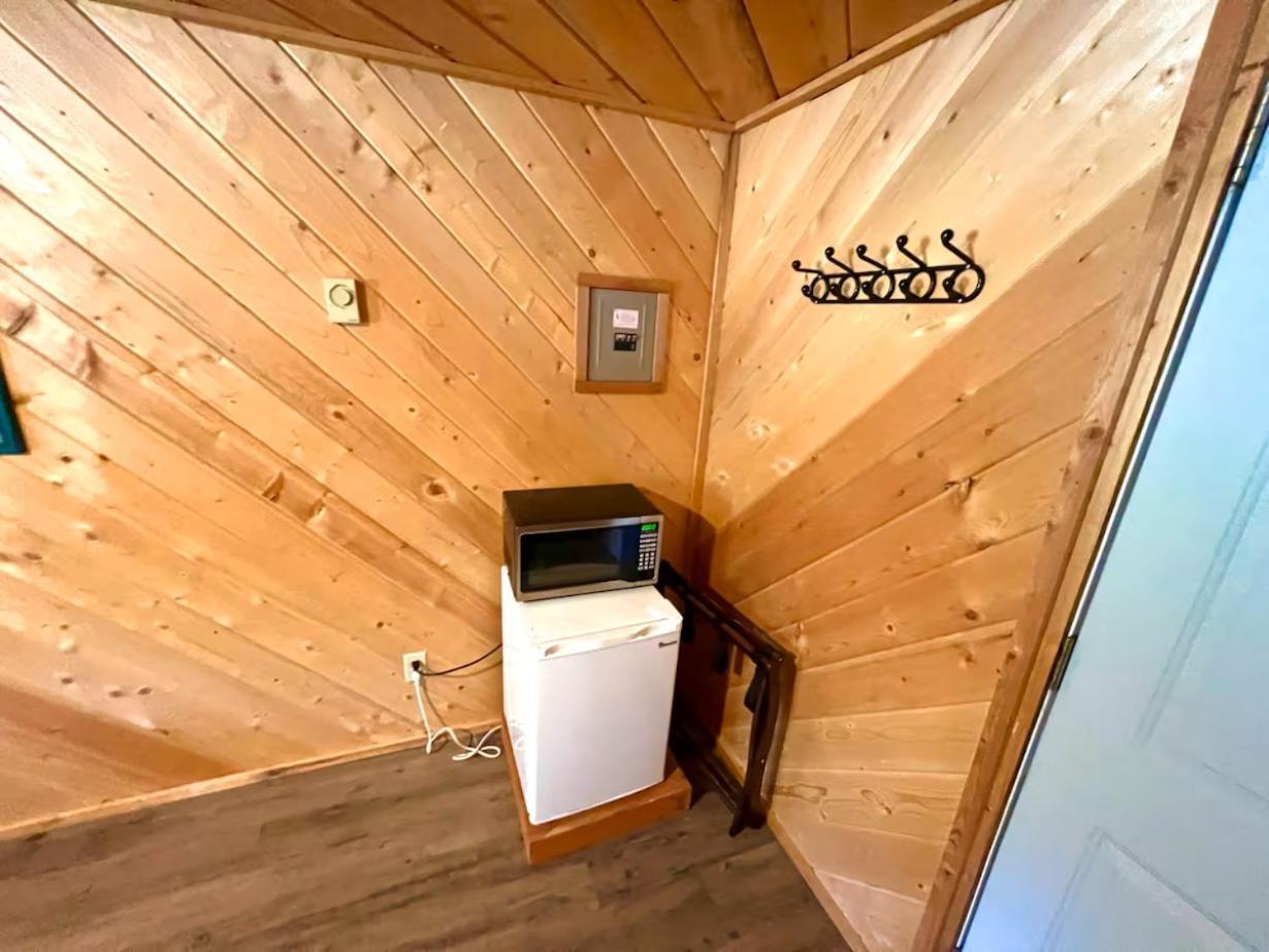 Triple G'S Resort - Cabin 3 Pinnacle Exterior photo